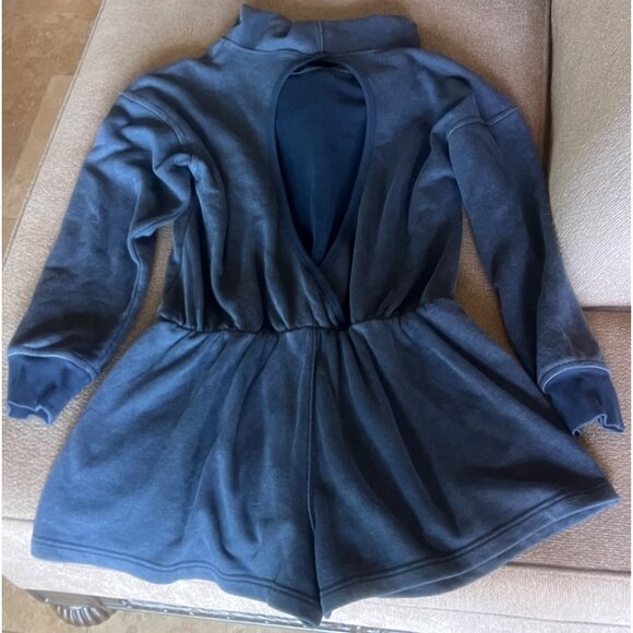 Free People Such a Flirt Romper Navy Blue Hooded Open Back Long Sleeve XS, S NEW - Picture 12 of 16